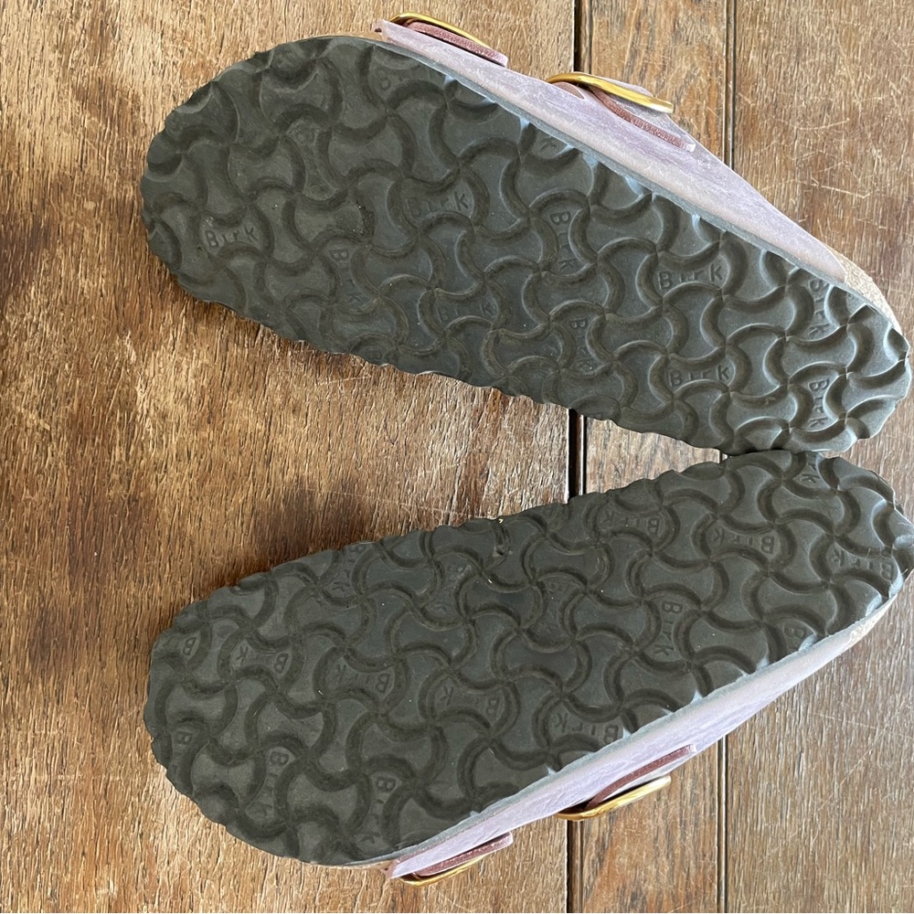 Lavender Birkenstock Double Strap Sandals with Gold Buckles - Size 39 - Picture 3 of 3